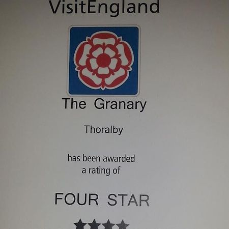 The Granary, Old Corn Mill, Yorkshire Dales Apartment West Burton Exterior foto